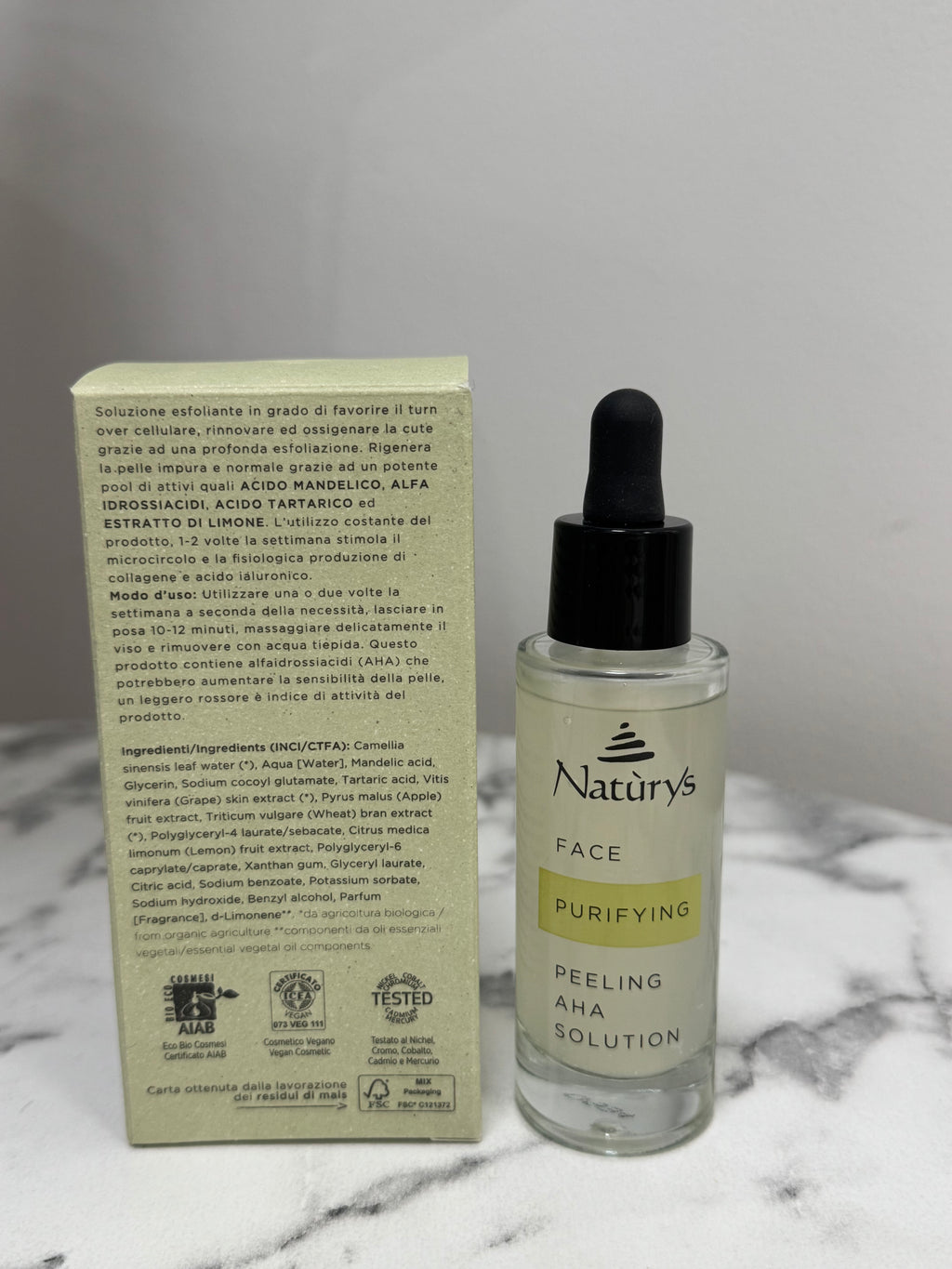 NATURYS su AHA rūgštimis odos būklę gerinantis šveitiklis odai